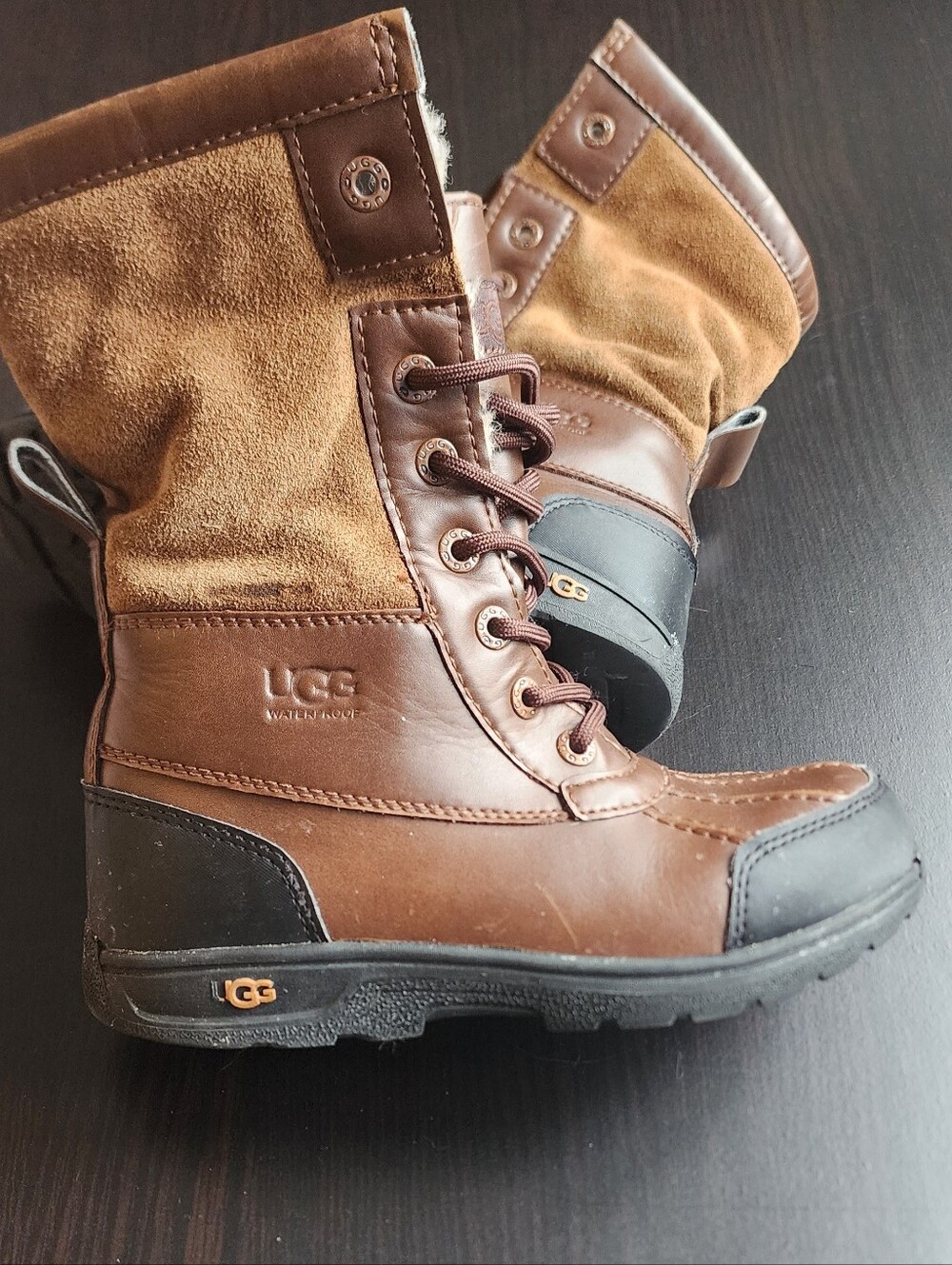 UGG Kids waterproof winter boots – Brown Leather & Suede Lace-Up Boot